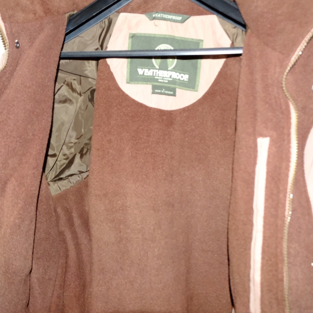Weatherproof Jacket - Picture 3 of 6